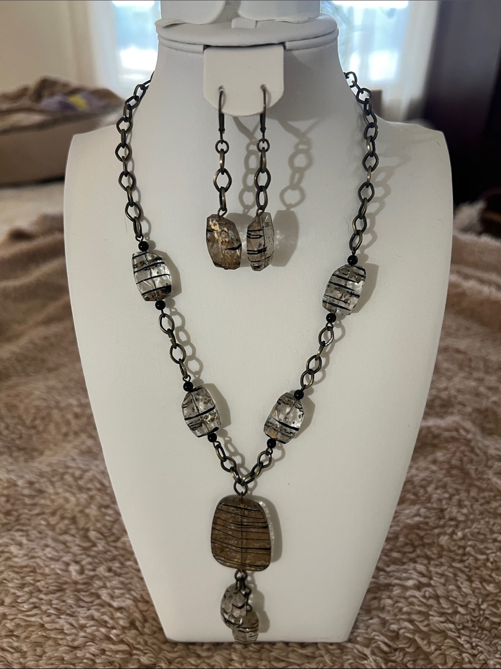 Vintage Neutral Agate Bead Necklace & Earring Set - Brown and Clear